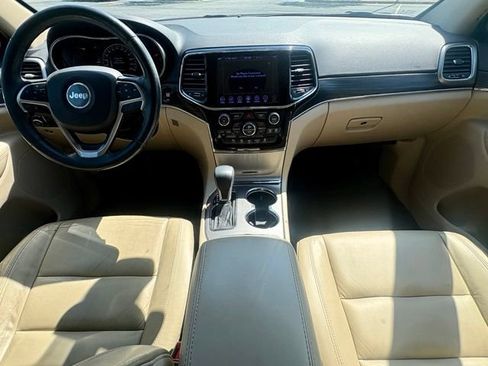 Used 2019 Jeep Grand Cherokee Limited AWD/4WD image 25