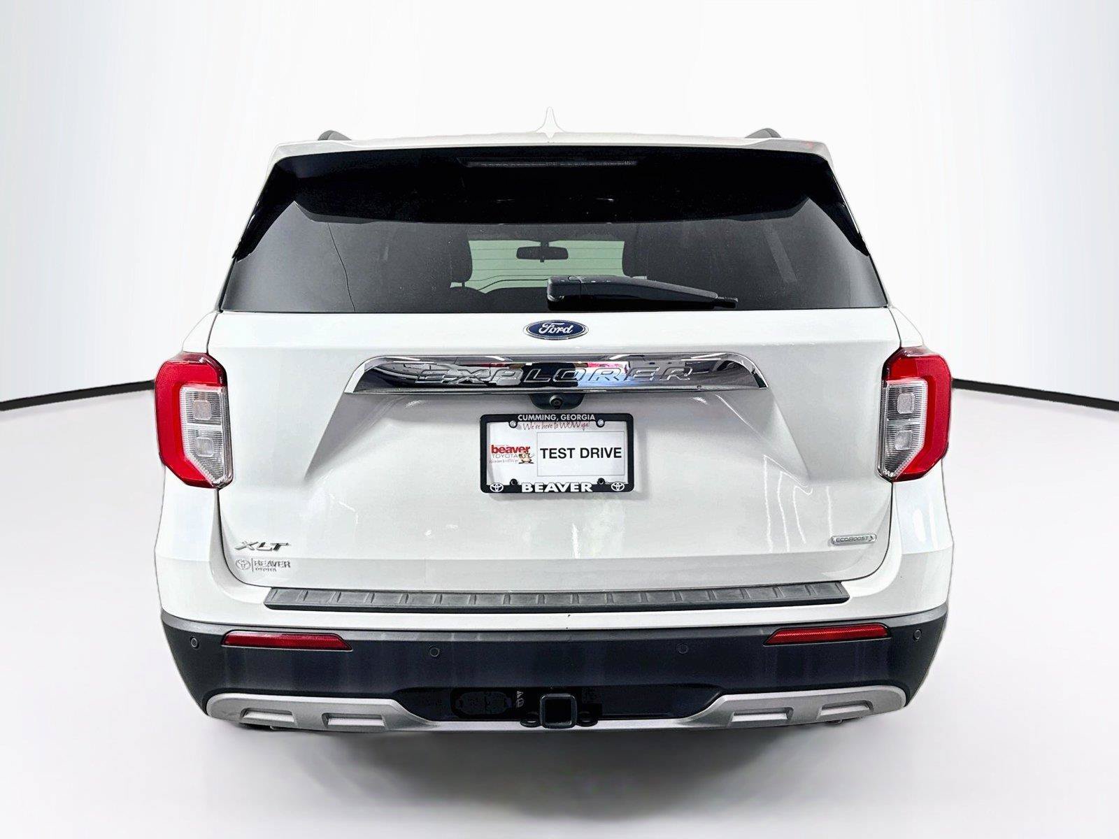 Used 2020 Ford Explorer XLT w/ Equipment Group 202A RWD image 11