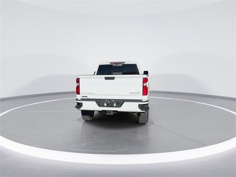 Used 2021 Chevrolet Silverado 2500 High Country w/ Z71 Off-Road Package image 10