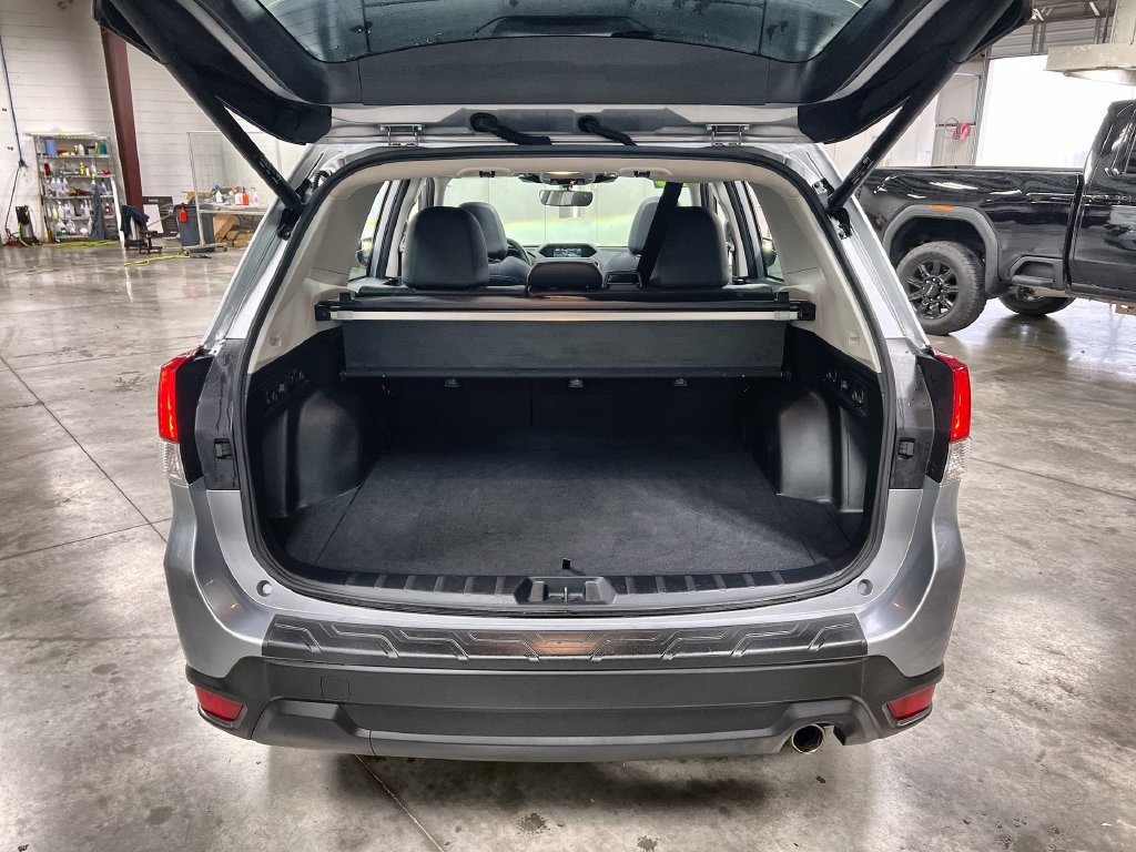 Used 2023 Subaru Forester Limited w/ Popular Package #2 AWD/4WD image 26