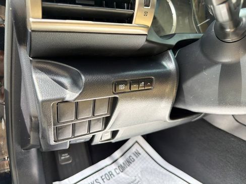 Used 2015 Lexus IS 250 RWD image 14