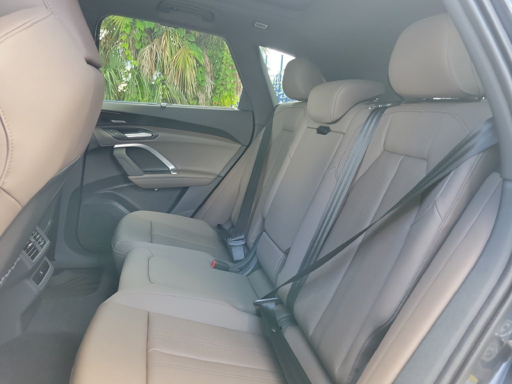 New 2026 Audi Q5 Premium Plus AWD/4WD image 15