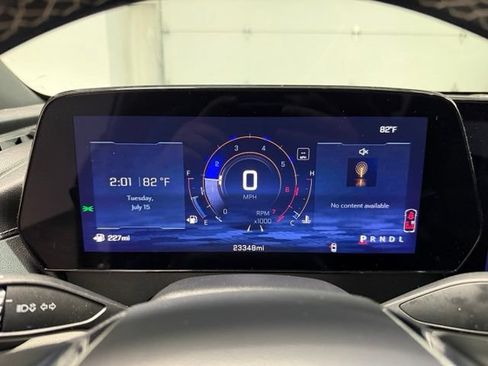 Used 2026 Chevrolet Traverse LT FWD image 12