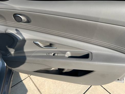 Certified 2025 Hyundai Elantra Sport FWD image 6