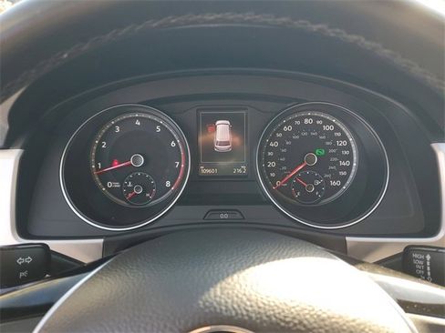 Used 2019 Volkswagen Atlas SE w/ Towing Package image 23