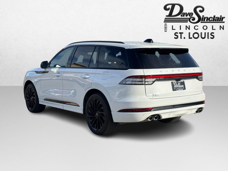 Used 2026 Lincoln Aviator Reserve AWD/4WD image 5