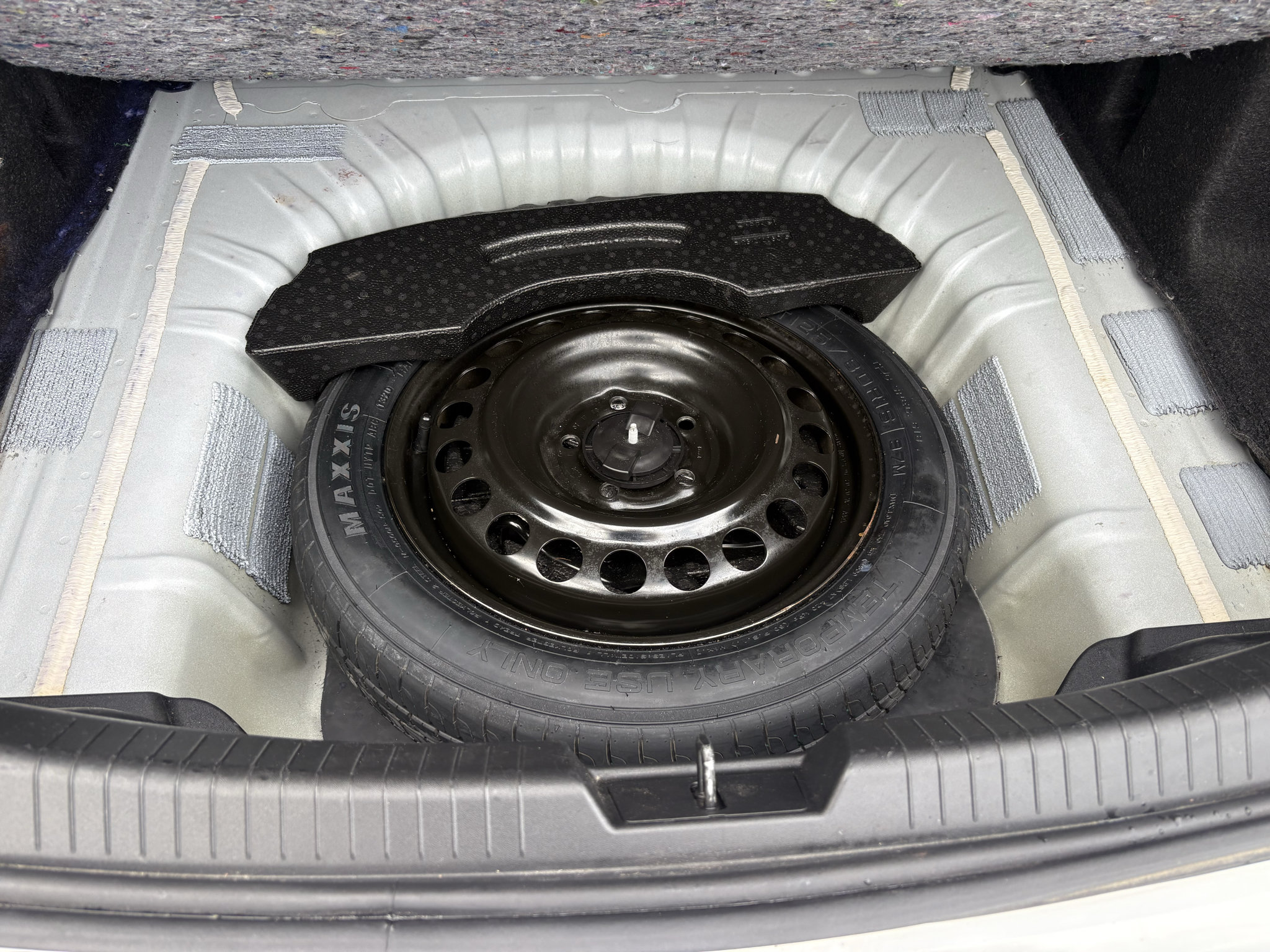 Used 2021 Chevrolet Malibu RS FWD image 26