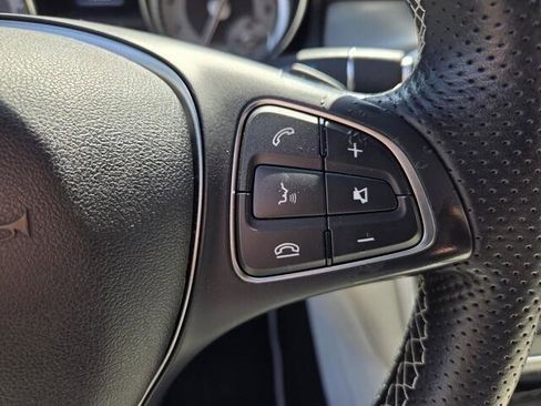 Used 2016 Mercedes-Benz CLA 250 image 10