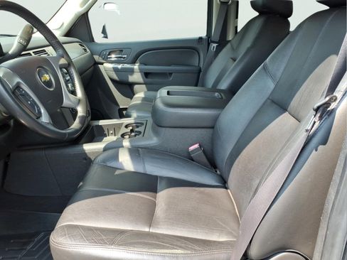 Certified 2013 Chevrolet Silverado 2500 LTZ w/ LTZ Plus Package AWD/4WD image 8