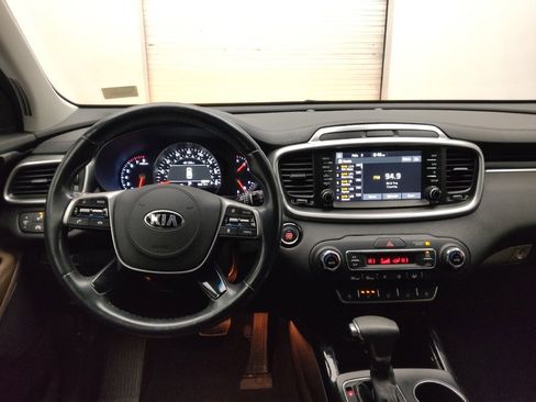 Used 2019 Kia Sorento SX w/ SX Touring Package image 22
