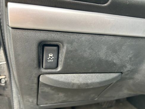 Used 2012 Nissan Sentra 2.0 image 16