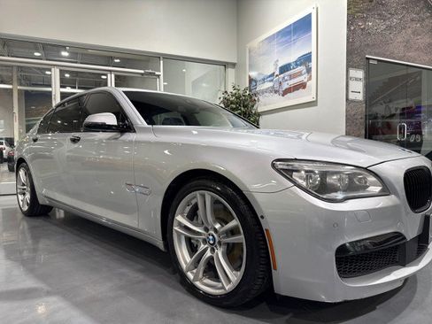 Used 2015 BMW 750Li xDrive w/ M Sport Edition AWD/4WD image 21