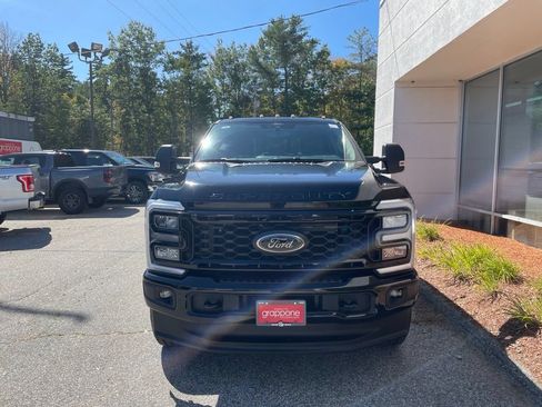 Used 2025 Ford F350 XLT w/ Black Appearance Package AWD/4WD image 3
