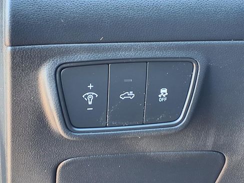 Used 2023 Hyundai Santa Cruz SEL image 18