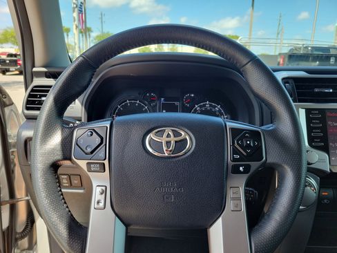 Used 2024 Toyota 4Runner SR5 image 11
