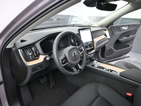 New 2026 Volvo XC60 B5 Core w/ Climate Package AWD/4WD image 14