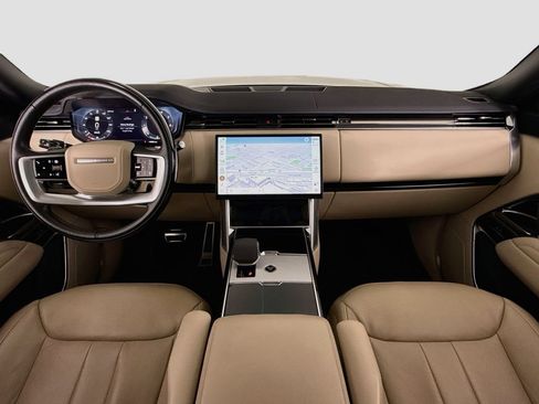 Used 2024 Land Rover Range Rover SE AWD/4WD image 9