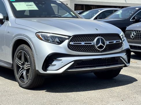 New 2025 Mercedes-Benz GLC 350e 4MATIC image 3