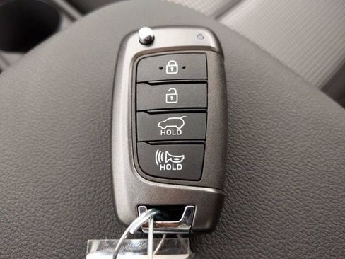 Used 2021 Hyundai Kona SE AWD/4WD image 26