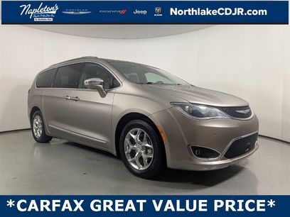 Used 2018 Chrysler Pacifica Limited w/ Advanced Safetytec Group