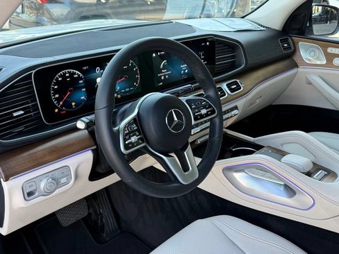 Used 2023 Mercedes-Benz GLS 450 4MATIC image 21