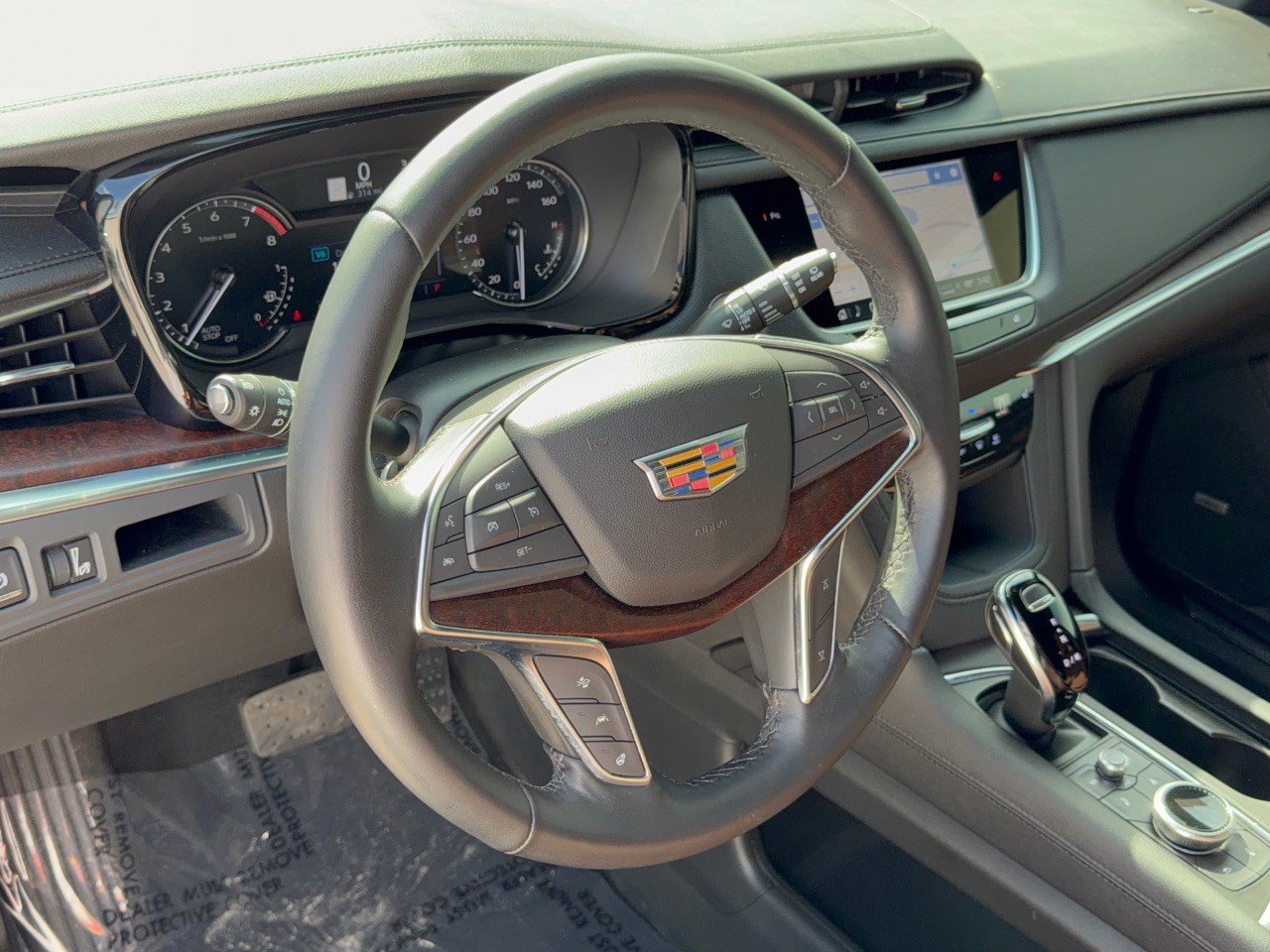 Used 2024 Cadillac XT5 Premium Luxury FWD image 10