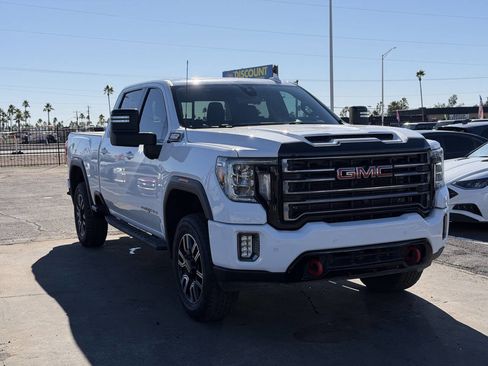 Used 2021 GMC Sierra 2500 AT4 w/ AT4 Premium Plus Package image 16