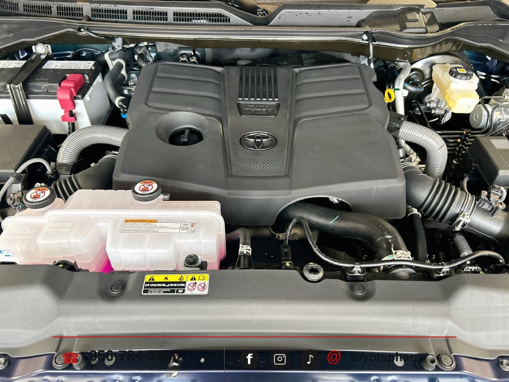 New 2026 Toyota Tundra SR5 w/ TRD Off-Road Premium Package AWD/4WD image 28