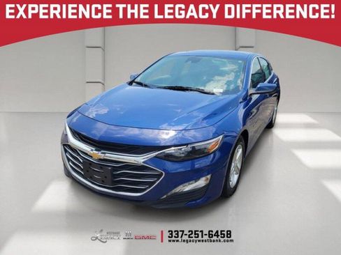 Used 2023 Chevrolet Malibu LT FWD image 1