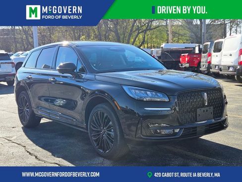Used 2024 Lincoln Corsair AWD w/ Equipment Group 101A image 8