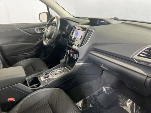 Used 2020 Subaru Forester Premium image 28