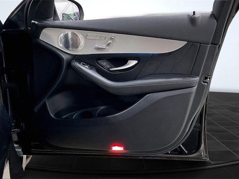 Used 2019 Mercedes-Benz GLC 300 4MATIC Coupe image 24