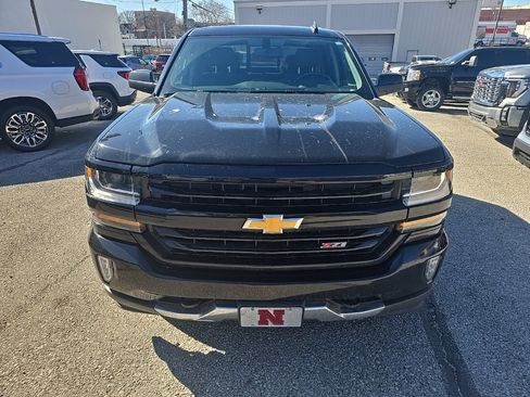 Used 2018 Chevrolet Silverado 1500 LT w/ All Star Edition image 2