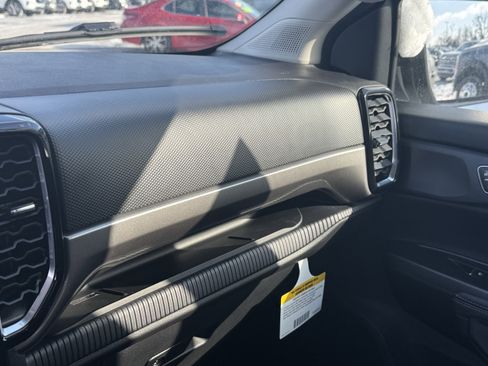 New 2025 Ford Ranger XLT w/ Equipment Group 301A High image 11