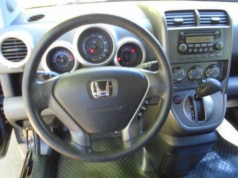 Used 2004 Honda Element EX image 12
