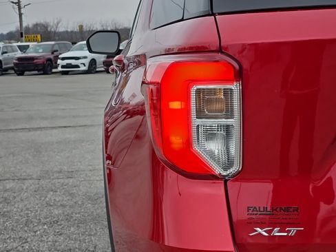 Used 2023 Ford Explorer XLT w/ Equipment Group 202A image 11