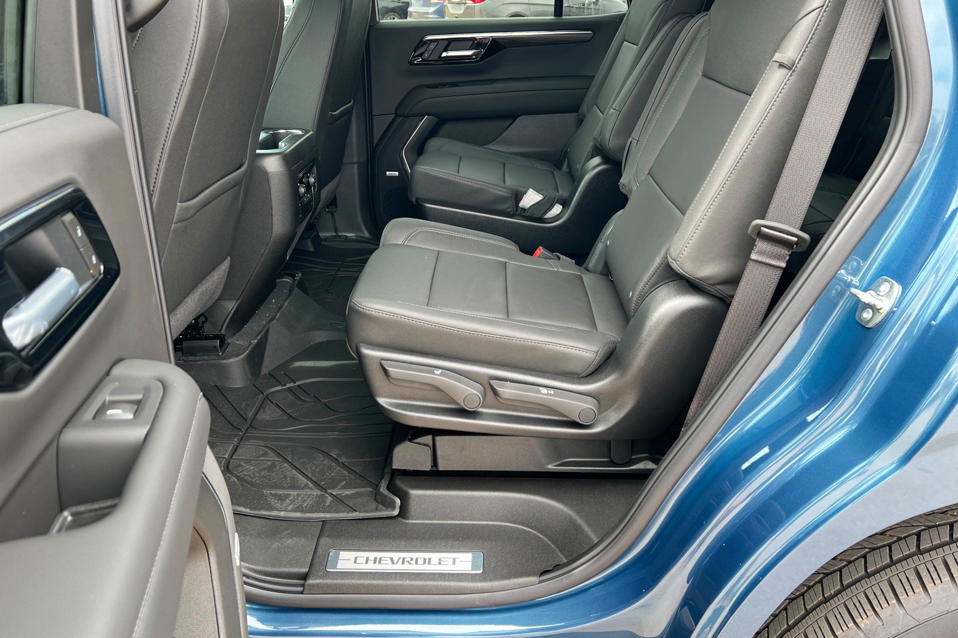 New 2026 Chevrolet Tahoe LT w/ Comfort Package AWD/4WD image 22