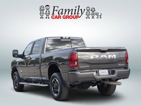 Used 2025 RAM 3500 Laramie AWD/4WD image 3