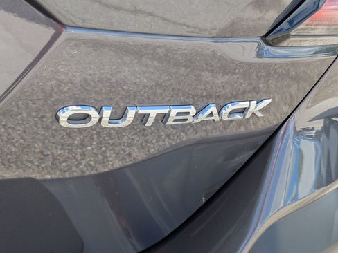 Used 2025 Subaru Outback Limited AWD/4WD image 10
