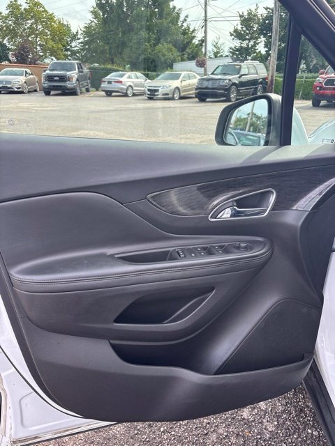 Used 2016 Buick Encore FWD image 11