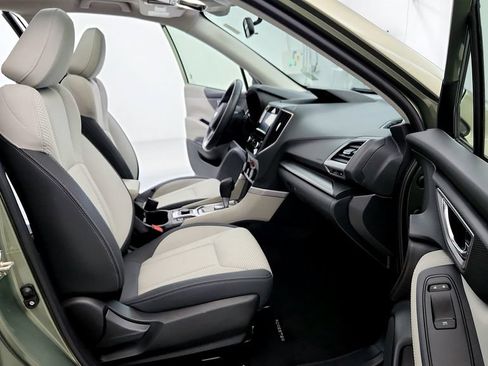 Used 2021 Subaru Forester Premium AWD/4WD image 17