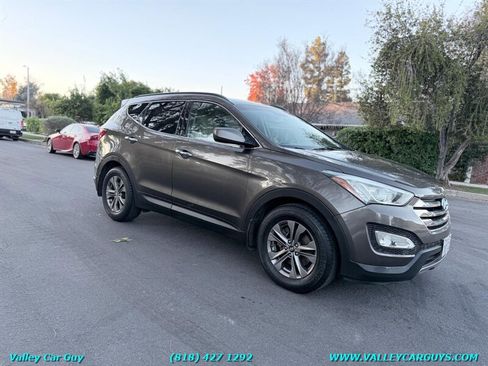 Used 2013 Hyundai Santa Fe Sport w/ Popular Equipment Pkg image 2