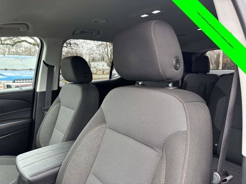 Used 2019 Chevrolet Traverse LT image 6