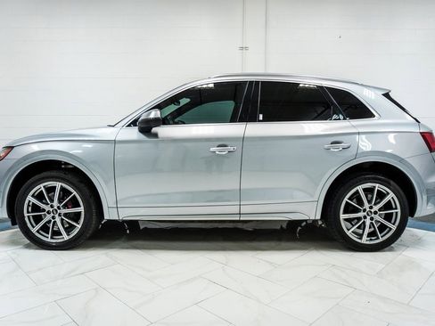 Used 2022 Audi SQ5 Prestige w/ Prestige Package image 8