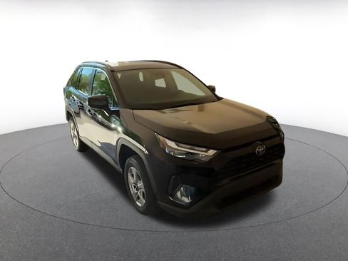 Used 2025 Toyota RAV4 LE image 3