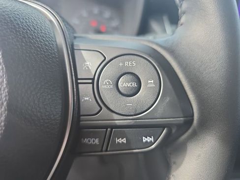 Certified 2025 Toyota Corolla SE image 17