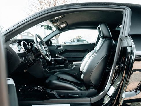 Used 2007 Ford Mustang GT Premium image 28