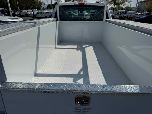 New 2025 Ford F350 XL w/ XL Chrome Package image 28