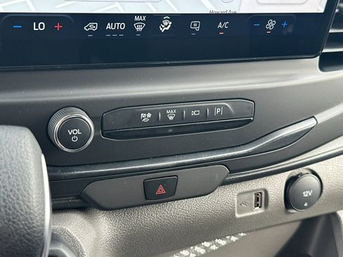 New 2026 Ford Transit 250 148 Medium Roof image 24