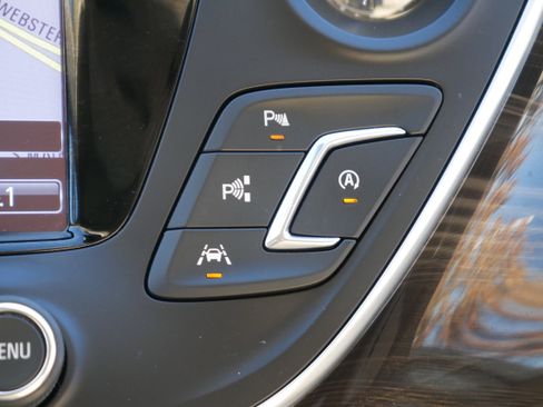 Used 2019 Buick Envision Premium w/ Driver Confidence Package image 21